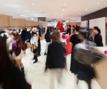 八个本土设计师品牌组团出海，蕾虎首尔快闪展现年轻创意能量