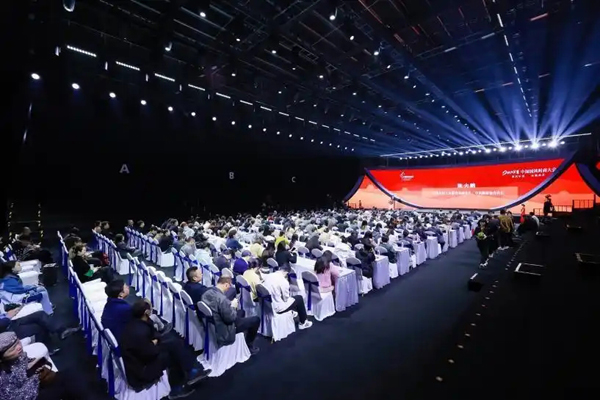 风起中原 潮向未来 2025中国国风时尚大会成功举办