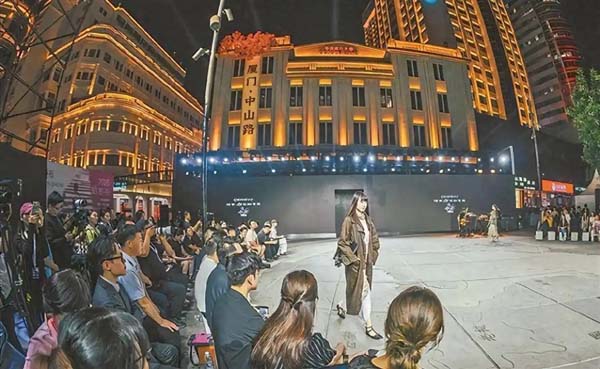 百年中山路上演时尚大秀！厦门国际时尚周16日开幕