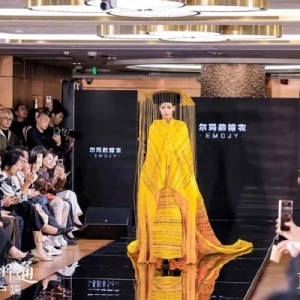 泉州商务代表团亮相纽约时装周亚洲首秀 向全球发出世遗时尚邀约