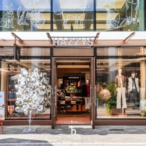 HAZZYS“小狗不营业”暖心开启，以时尚语言诠释陪伴真谛