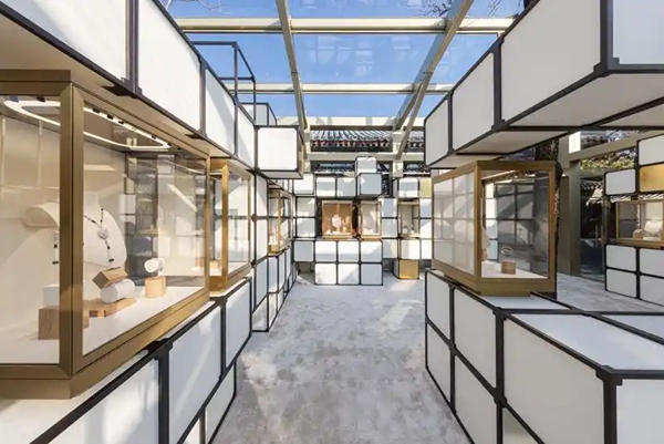 时尚情报丨女王的时尚生活