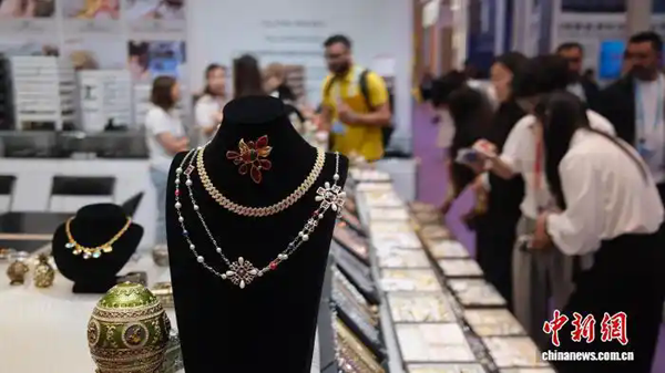 广交会观察：中国时尚饰品成全球采购商优选