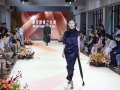 “即看即买”展售一体！青砖T台映霓裳，百年张园变时尚秀场