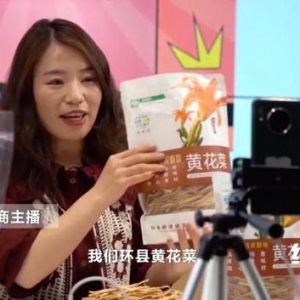 供不应求！戈壁滩上种黄瓜？远销海内外，全都要靠它→