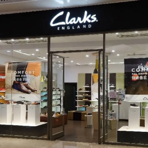 李宁收购英国百年老牌Clarks，3年收购3品牌，买买买之路不停歇