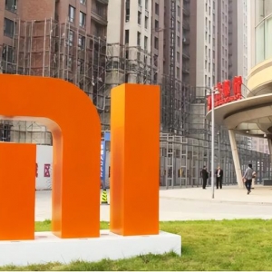 刘强东：千万不要跟雷军比营销，他不是一般人