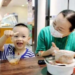 超市也能实现“鲜烹自由”！扬翔新食记正式入驻华隆超市