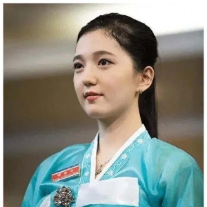 朝鲜运动员逛杭州：街上中国女孩穿的太暴露，太前卫，我不能接受