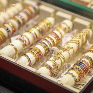 黄金价格突然连续下跌！现在是购入的好时候吗？