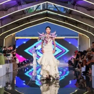 传统与现代交融 南昌东湖意库打造独特时尚秀场