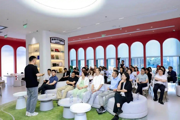 助推AI赋能时尚产业！“益企LINK・智造潮流”主题沙龙在沙头街道举办