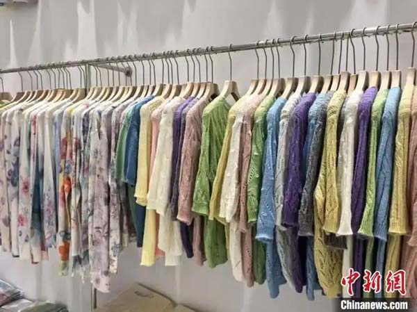 高温催热“清凉经济” 浙江服装业开启“夏日限定”