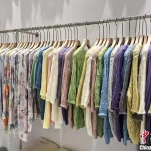 高温催热“清凉经济” 浙江服装业开启“夏日限定”