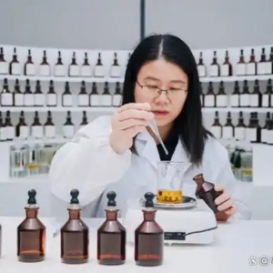 专业香水厂家广州雪蕾：以创新实力赋能香氛品牌实现长效增长