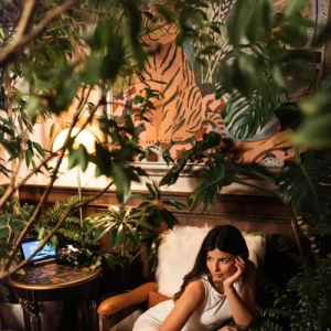 LAPO量肤定制伦敦旗舰店启幕｜首个登陆英国的中国高端护肤品牌