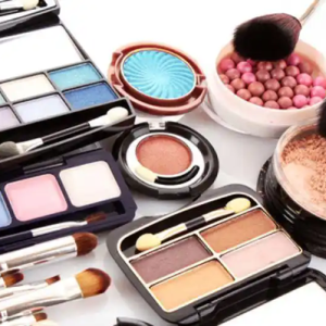 「新消费观察」彩妆主力品牌负责人离职，韩束增长乏力：上美股份亟需找到第二增长极