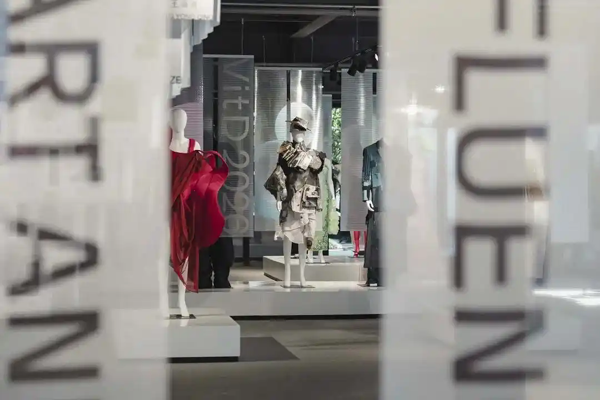 濮院高定时尚周来了，时尚展演搬进诗意江南水乡！